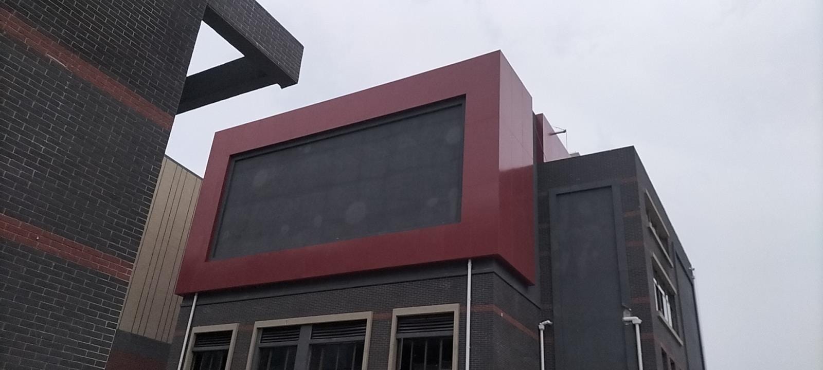 氟碳铝单板建筑