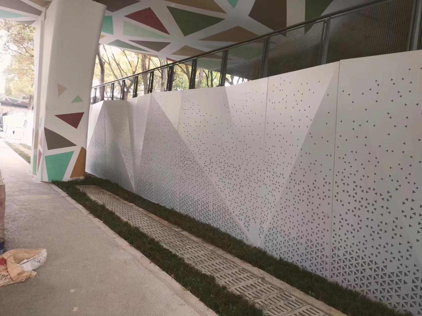 雕花铝单板景墙